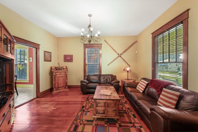4302 Nebraska Ave, Nashville, TN 37209