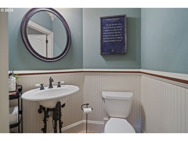 1348 Nw EAGLE St, Camas, WA 98607