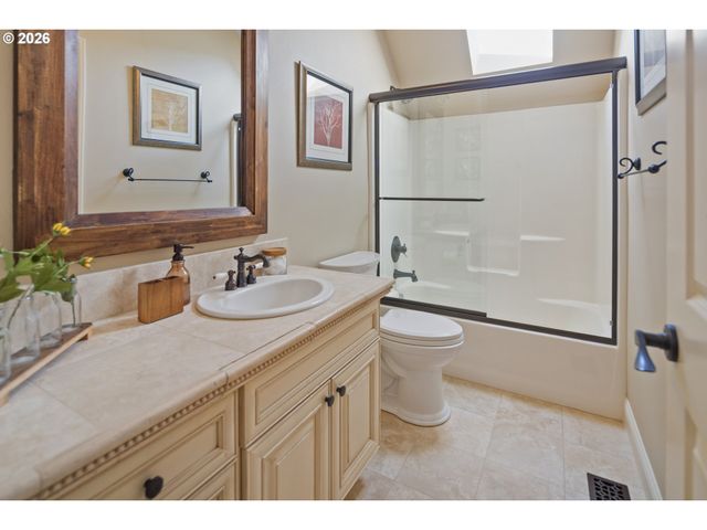 1348 Nw EAGLE St, Camas, WA 98607