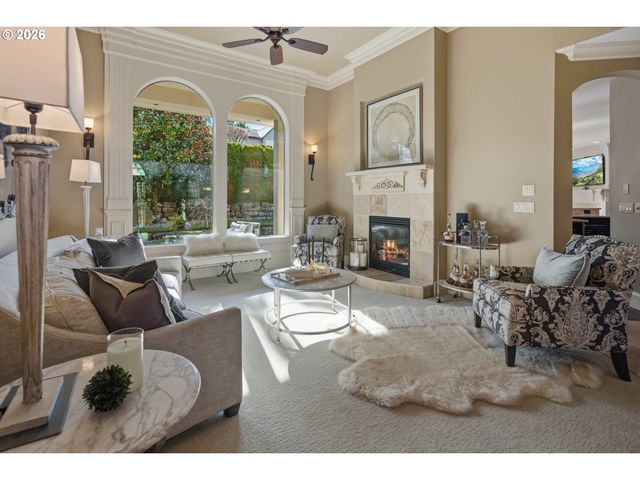 1348 Nw EAGLE St, Camas, WA 98607