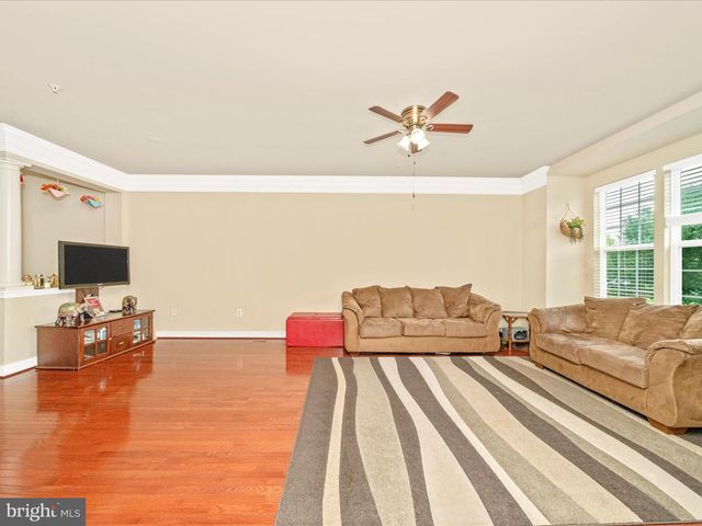 22619 SWEETSPIRE DR, Clarksburg, MD 20871