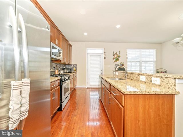 22619 SWEETSPIRE DR, Clarksburg, MD 20871