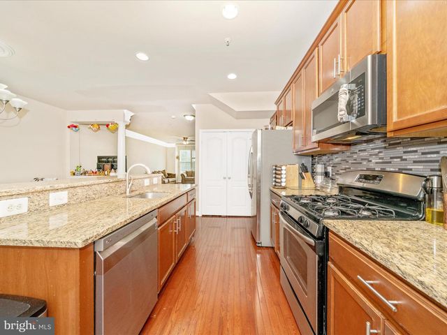 22619 SWEETSPIRE DR, Clarksburg, MD 20871
