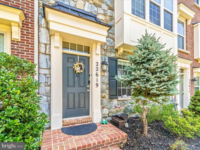22619 SWEETSPIRE DR, Clarksburg, MD 20871