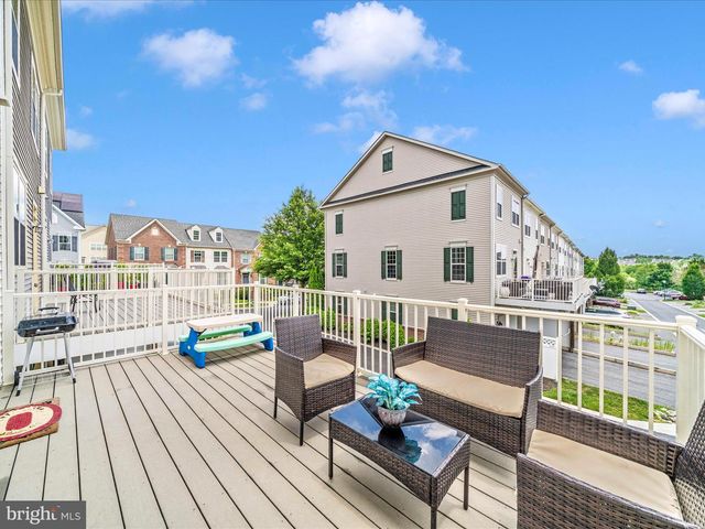 22619 SWEETSPIRE DR, Clarksburg, MD 20871