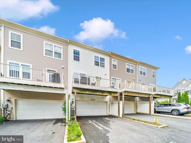 22619 SWEETSPIRE DR, Clarksburg, MD 20871