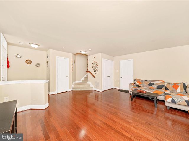 22619 SWEETSPIRE DR, Clarksburg, MD 20871