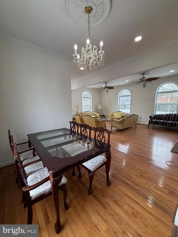 3003 PRESTON AVE, Alexandria, VA 22306