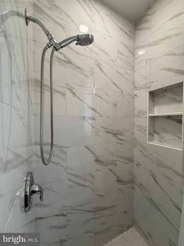 3003 PRESTON AVE, Alexandria, VA 22306