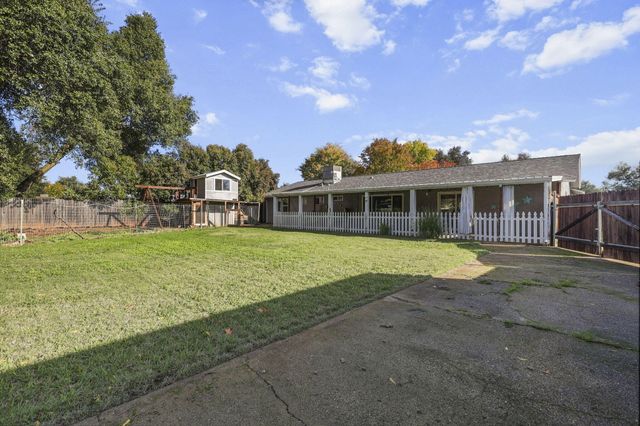 4218 Jane Street, Redding, CA 96002