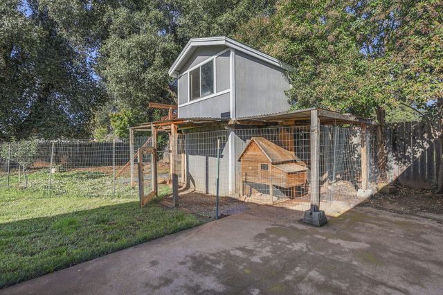 4218 Jane Street, Redding, CA 96002