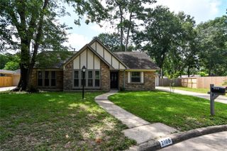 2106 Silver Falls Drive, Houston, TX 77339