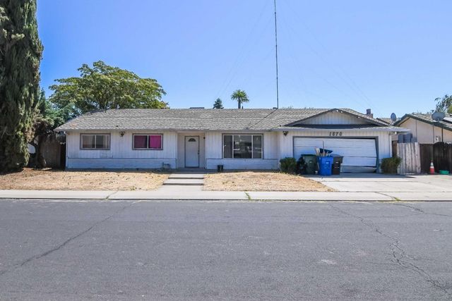 1870 Pecanwood Ave, Manteca, CA 95336