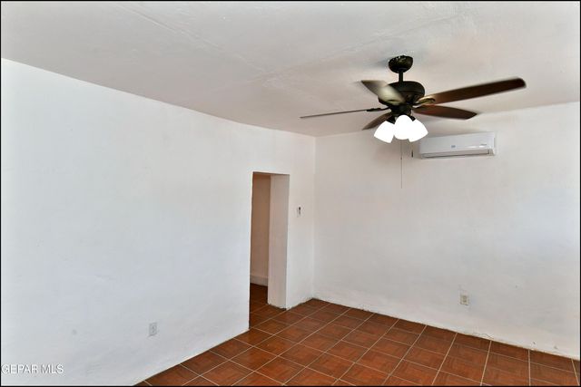 1910 Olive Avenue A, El Paso, TX 79901