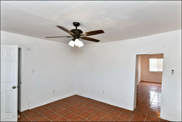 1910 Olive Avenue A, El Paso, TX 79901
