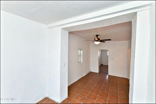 1910 Olive Avenue A, El Paso, TX 79901