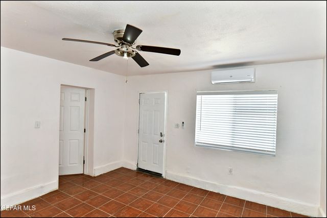 1910 Olive Avenue A, El Paso, TX 79901