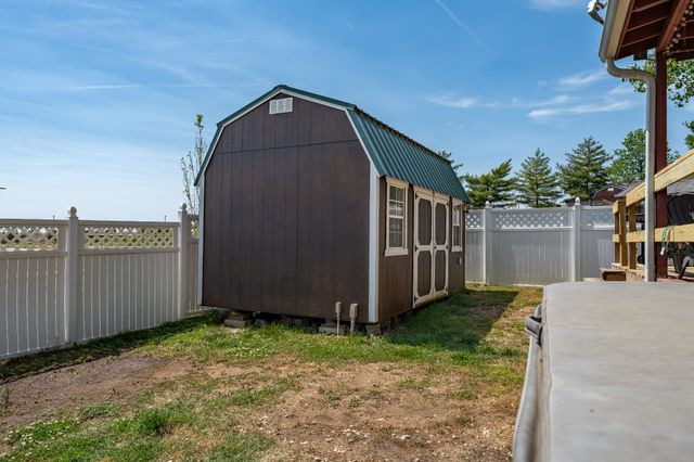 200 Westlynn Dr, Lebanon, TN 37087