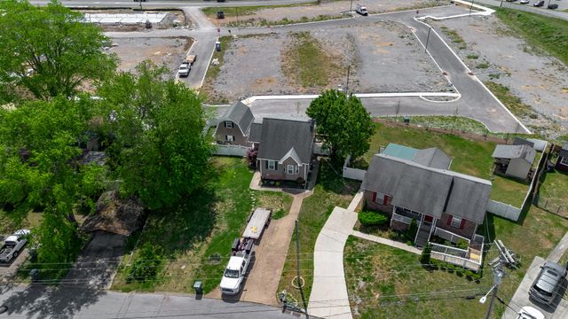 200 Westlynn Dr, Lebanon, TN 37087