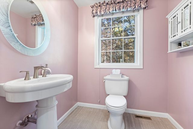 16 Hilltop Dr, Douglas, MA 01516