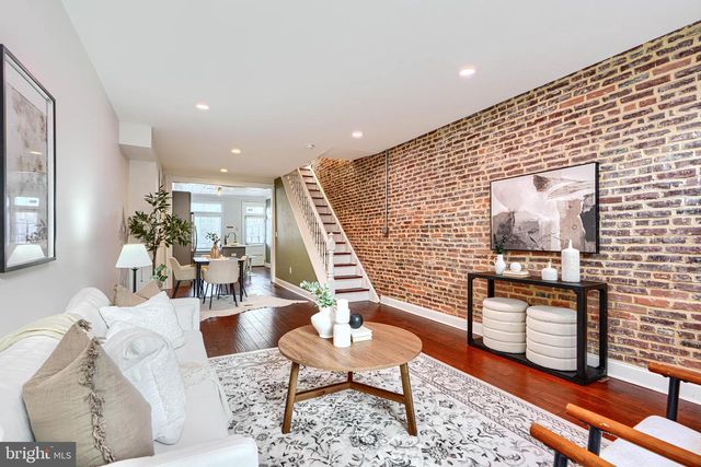 217 S EAST AVE, Baltimore, MD 21224