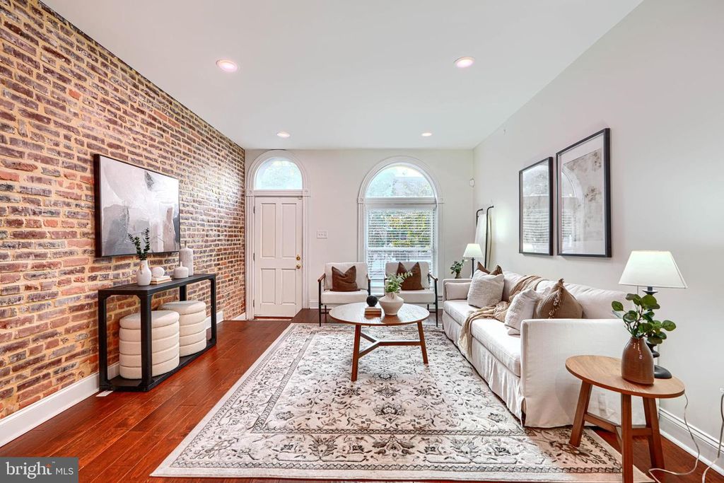 217 S EAST AVE, Baltimore, MD 21224