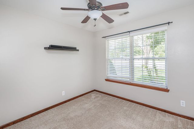 9855 N ROUTE E, Harrisburg, MO 65256