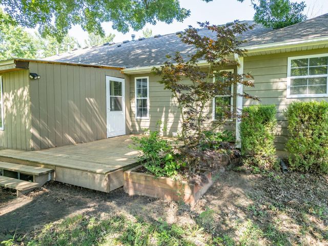 9855 N ROUTE E, Harrisburg, MO 65256