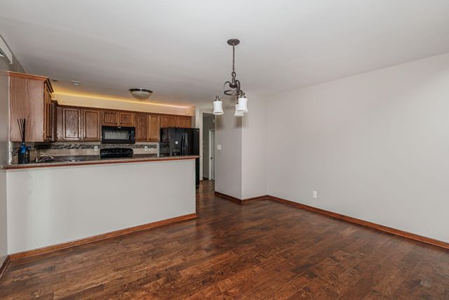 9855 N ROUTE E, Harrisburg, MO 65256