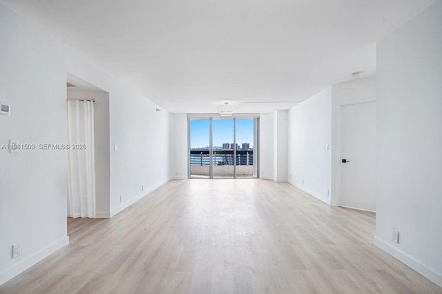 19101 NE 36th Ct 2604, Aventura, FL 33180