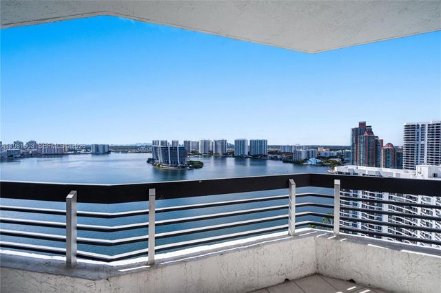 19101 NE 36th Ct 2604, Aventura, FL 33180