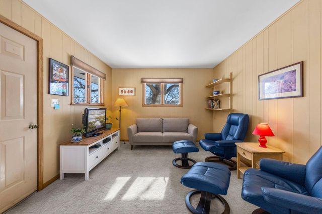 3700 Chowen Curve, Edina, MN 55410