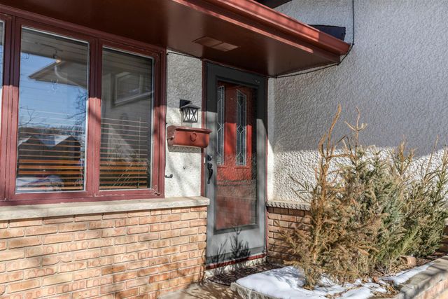 3700 Chowen Curve, Edina, MN 55410