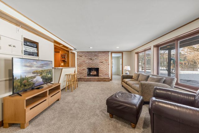 3700 Chowen Curve, Edina, MN 55410