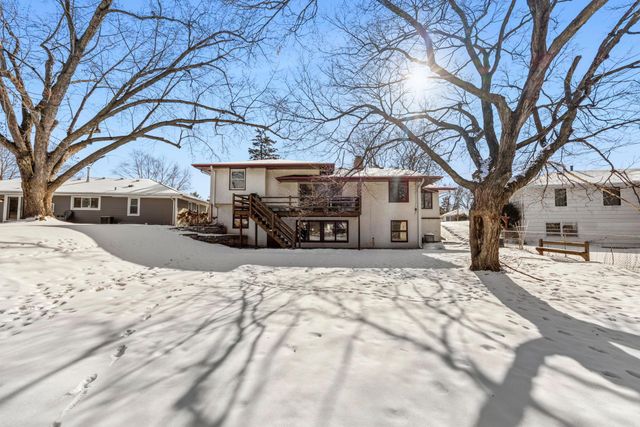 3700 Chowen Curve, Edina, MN 55410