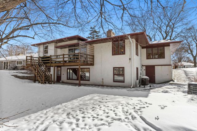 3700 Chowen Curve, Edina, MN 55410