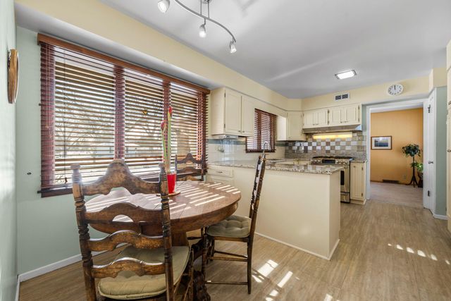 3700 Chowen Curve, Edina, MN 55410