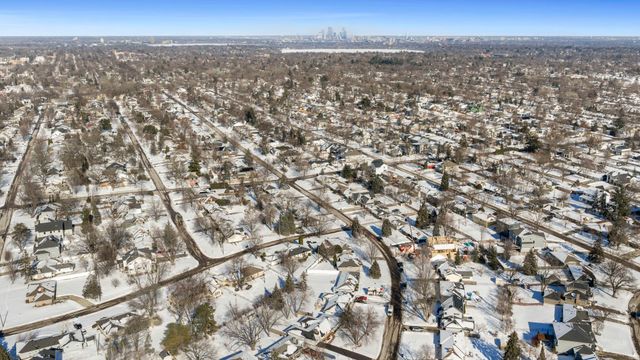 3700 Chowen Curve, Edina, MN 55410