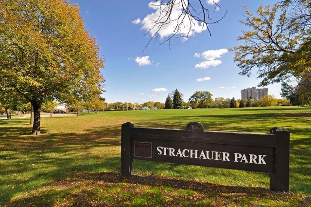 3700 Chowen Curve, Edina, MN 55410