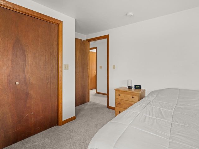 2083 North Avenue, Burlington, VT 05408