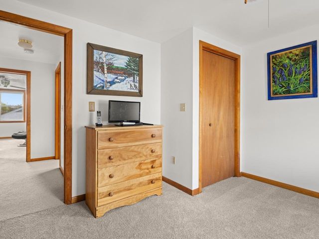 2083 North Avenue, Burlington, VT 05408