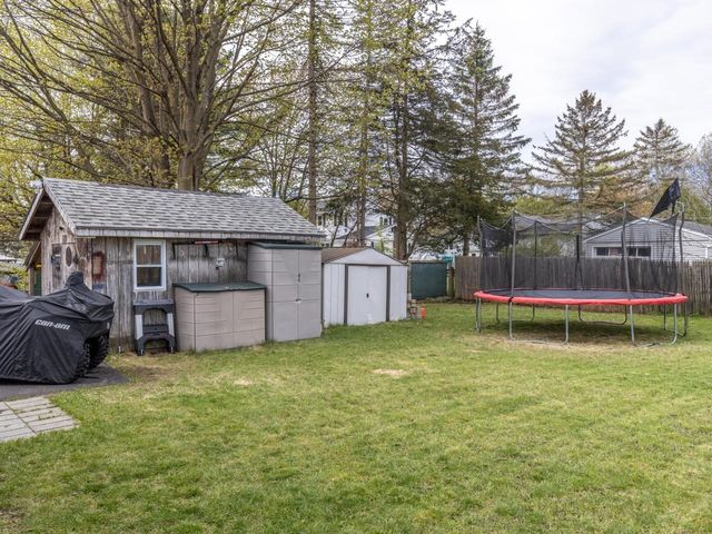 2083 North Avenue, Burlington, VT 05408