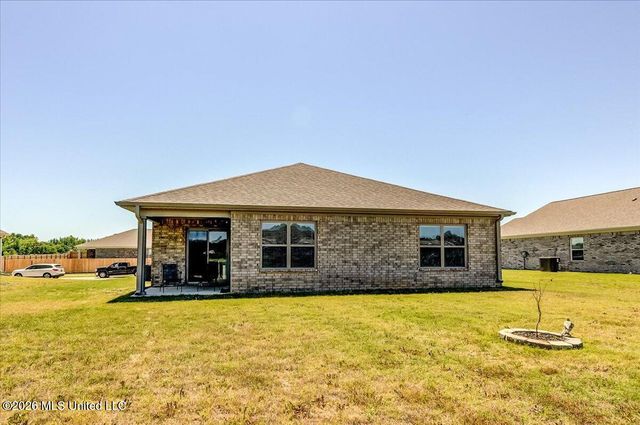 5268 Alpine Drive, Horn Lake, MS 38637