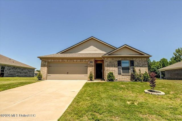 5268 Alpine Drive, Horn Lake, MS 38637