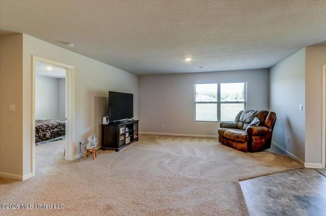 5268 Alpine Drive, Horn Lake, MS 38637