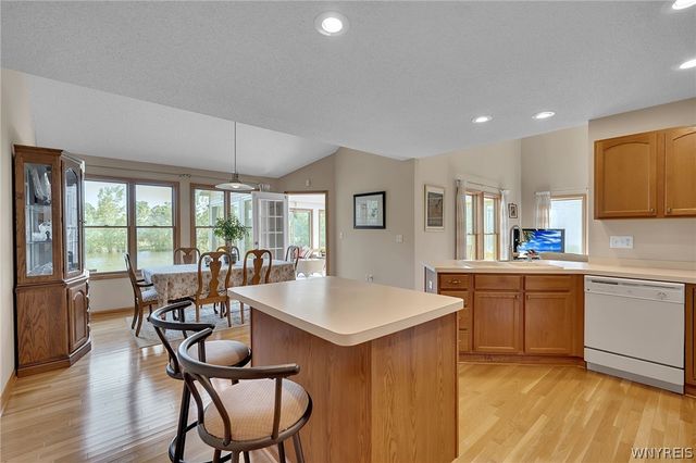 8908 Connemara Lane, Clarence, NY 14032