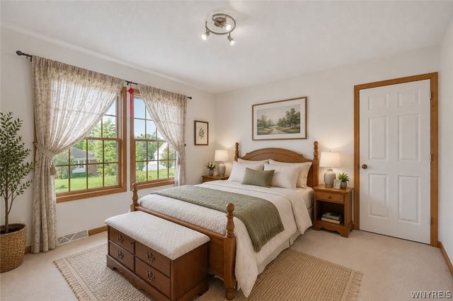 8908 Connemara Lane, Clarence, NY 14032
