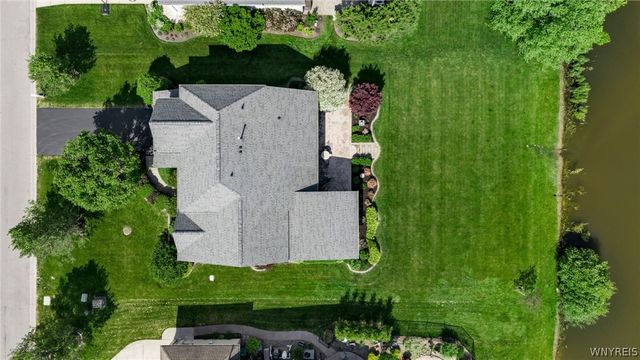 8908 Connemara Lane, Clarence, NY 14032