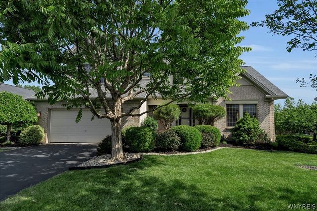 8908 Connemara Lane, Clarence, NY 14032