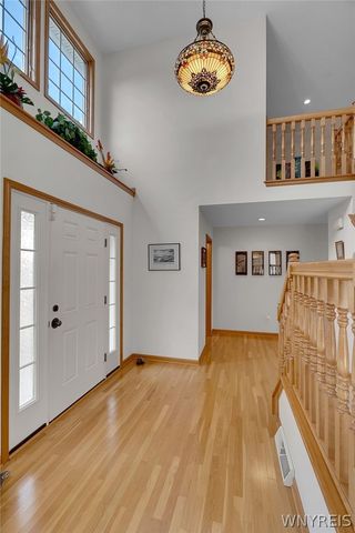 8908 Connemara Lane, Clarence, NY 14032